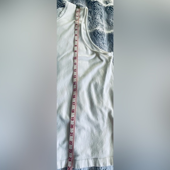 CJ Banks Sleeveless Top - Picture 3 of 6